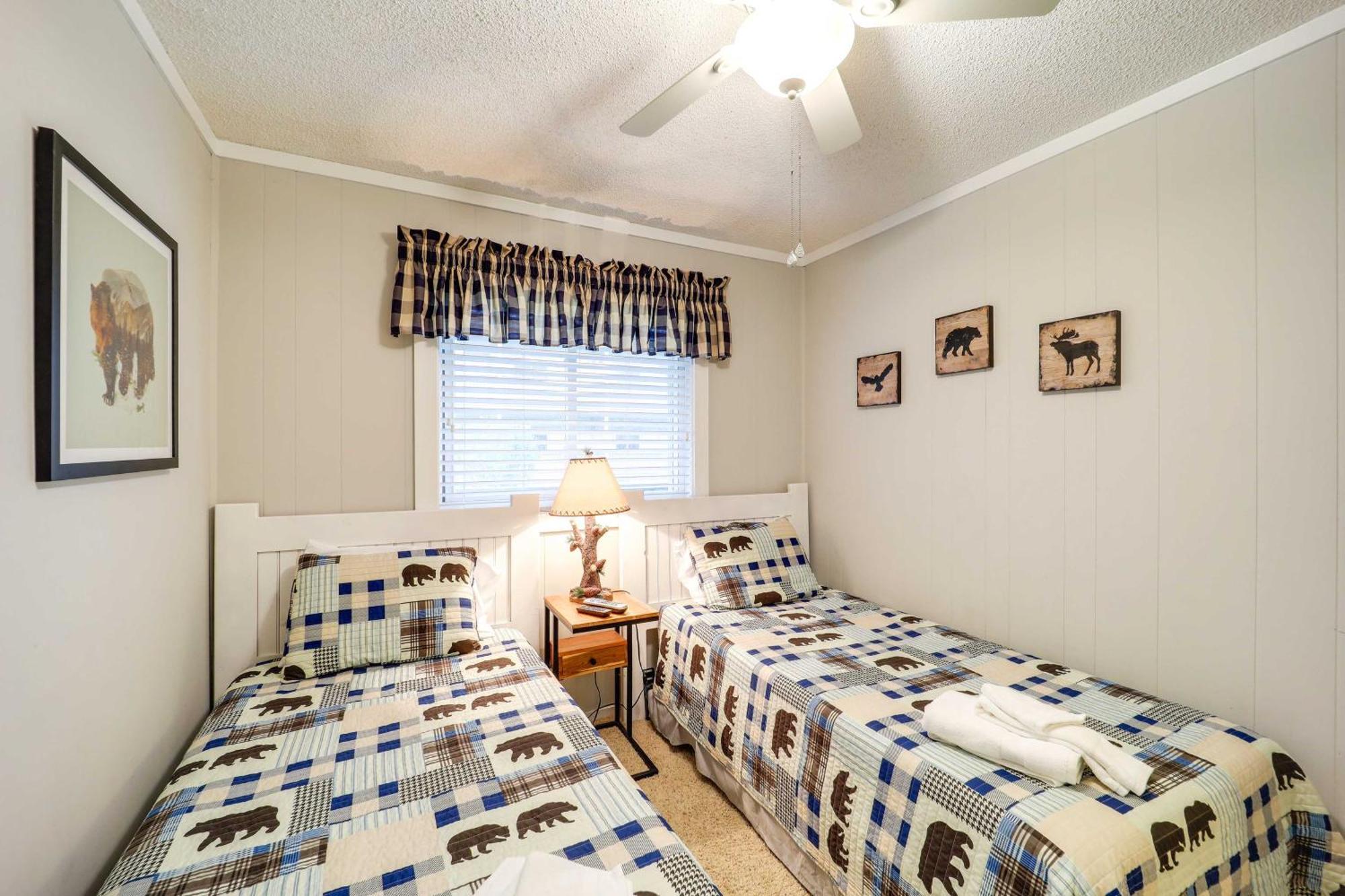Beech Mountain Condo Near Hiking, Golf And Skiing! エクステリア 写真