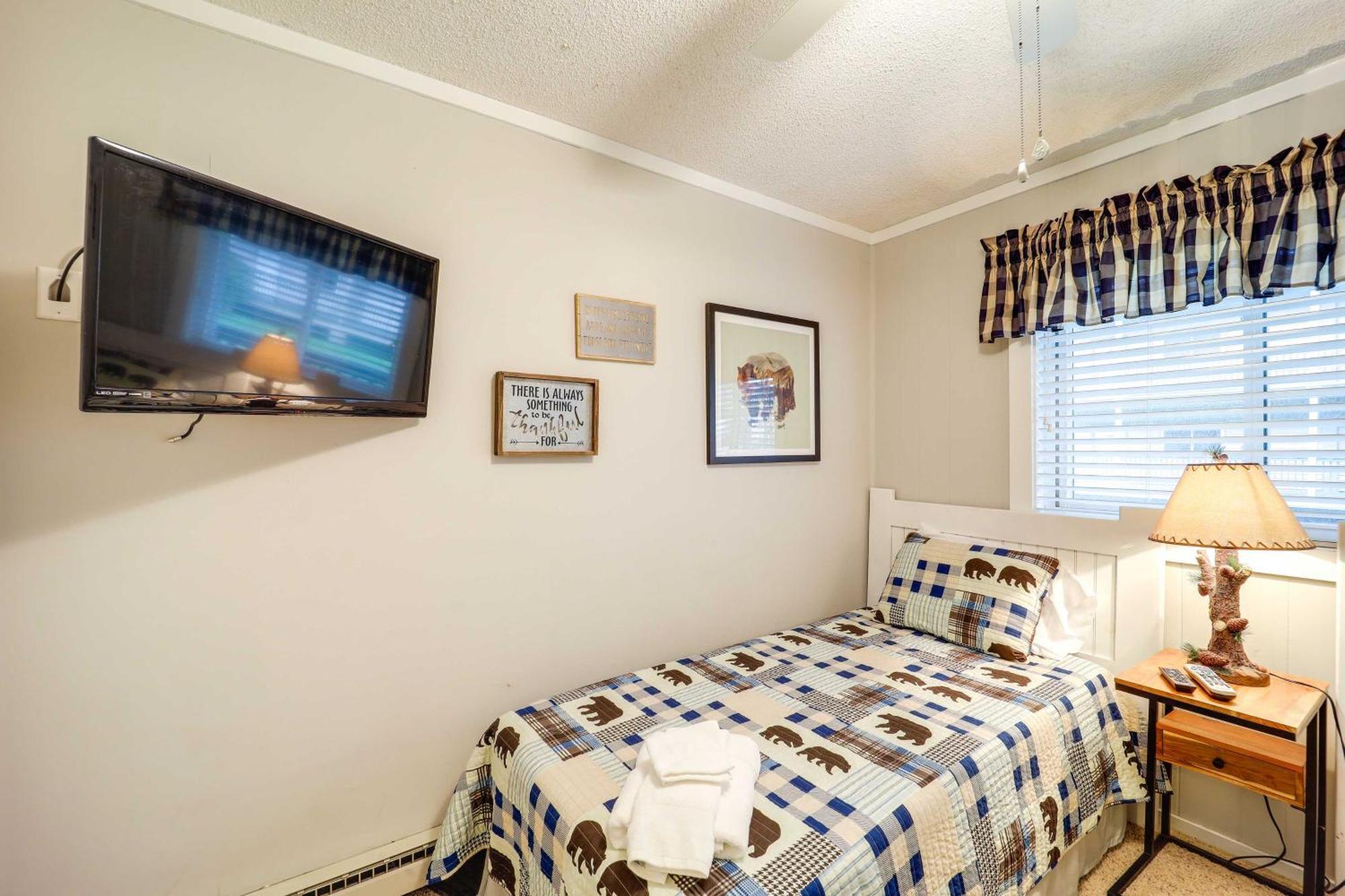 Beech Mountain Condo Near Hiking, Golf And Skiing! エクステリア 写真