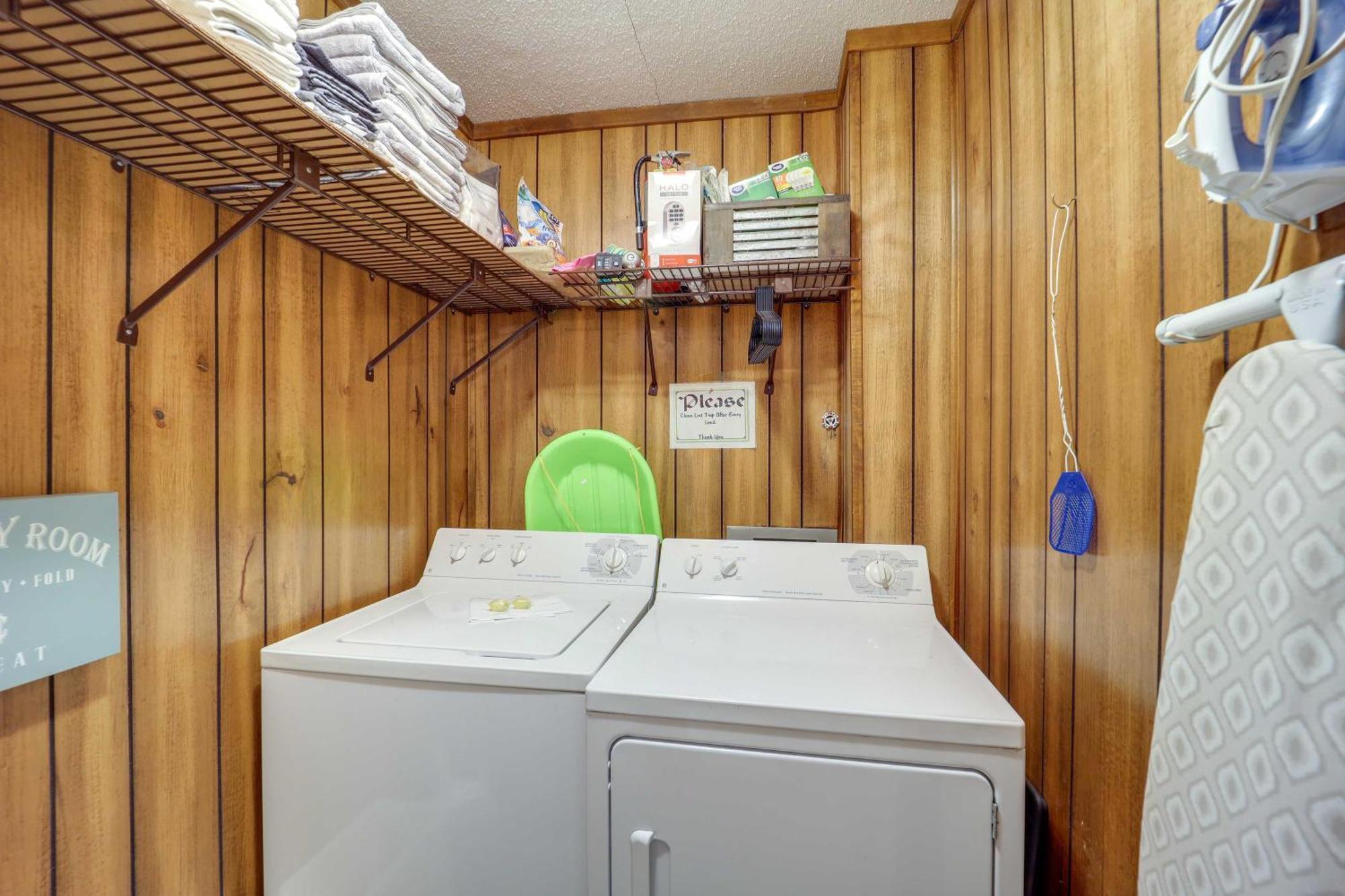 Beech Mountain Condo Near Hiking, Golf And Skiing! エクステリア 写真