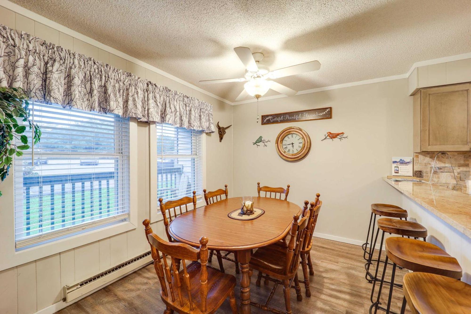 Beech Mountain Condo Near Hiking, Golf And Skiing! エクステリア 写真
