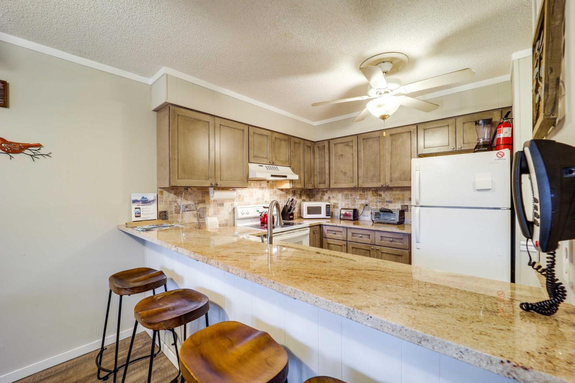 Beech Mountain Condo Near Hiking, Golf And Skiing! エクステリア 写真