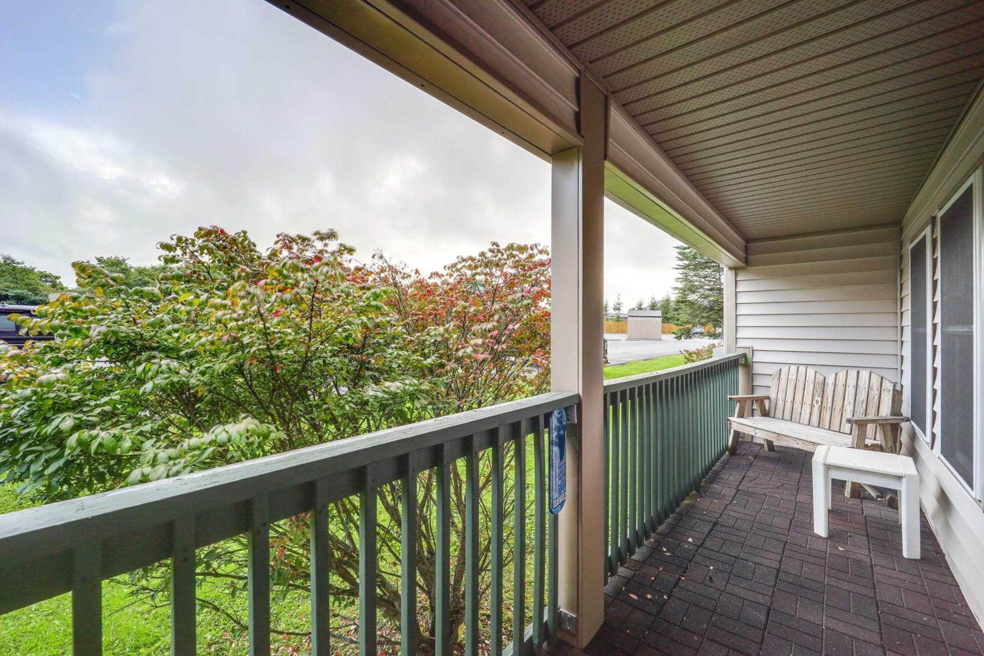 Beech Mountain Condo Near Hiking, Golf And Skiing! エクステリア 写真